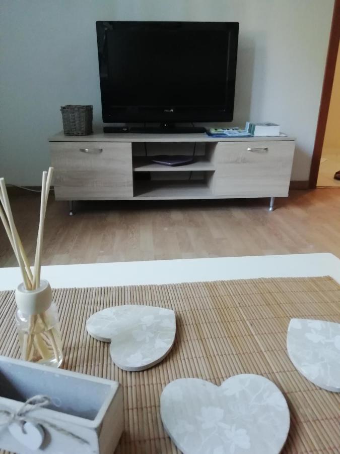 Sarmantni Apartman Malecka Zagreb Extérieur photo