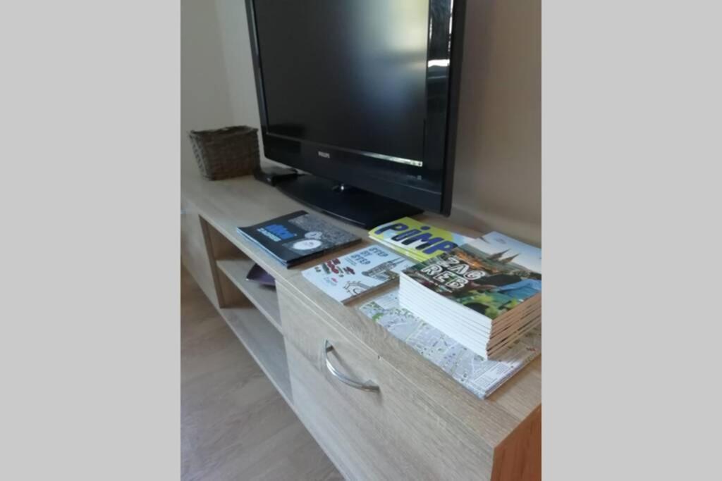 Sarmantni Apartman Malecka Zagreb Extérieur photo